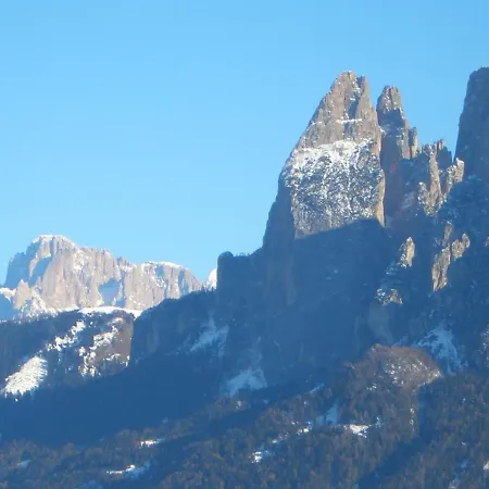 民宿 Zentrum Bozen-rosengartenblick 博尔扎诺